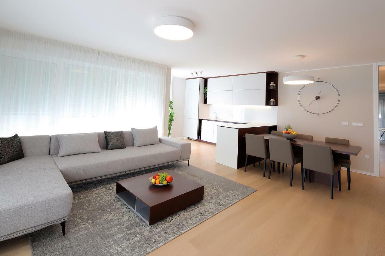 Stylish Apartment 100 M From The Beach Opatija Exteriör bild