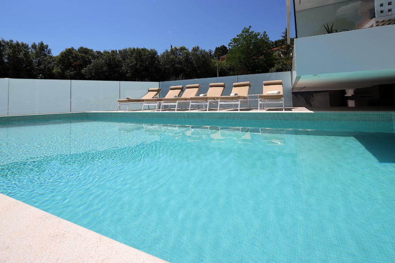 Stylish Apartment 100 M From The Beach Opatija Exteriör bild