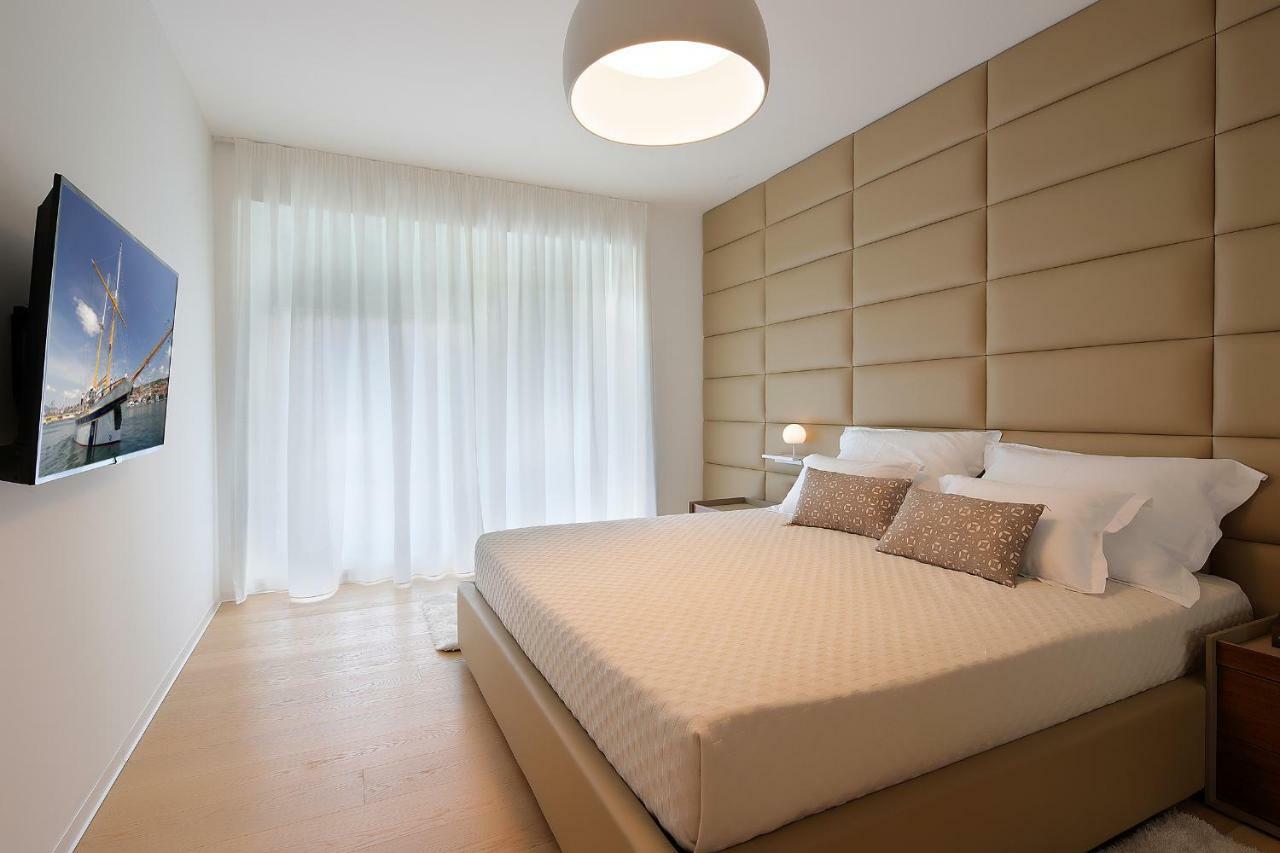 Stylish Apartment 100 M From The Beach Opatija Exteriör bild